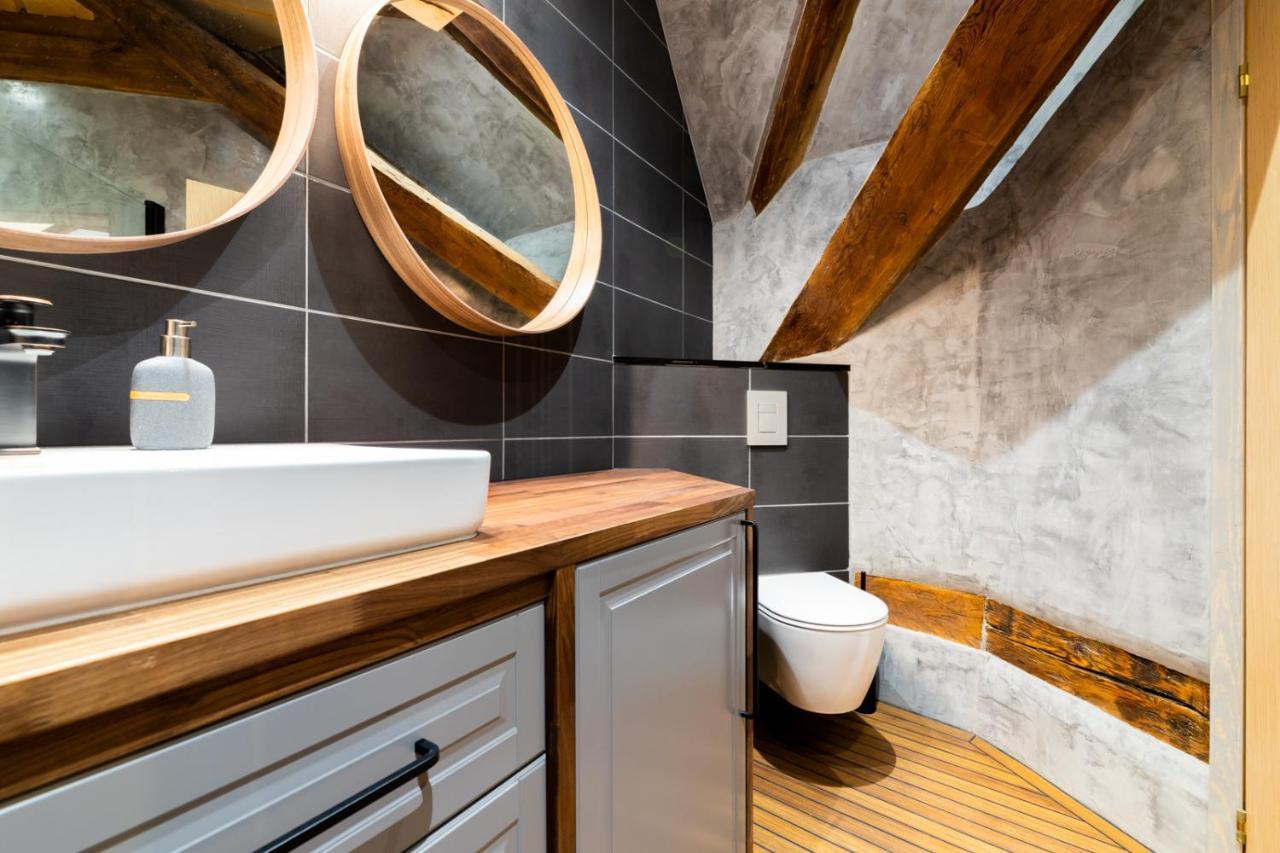 Hilltop Apartments - Old Town Kuninga Tallin Zewnętrze zdjęcie